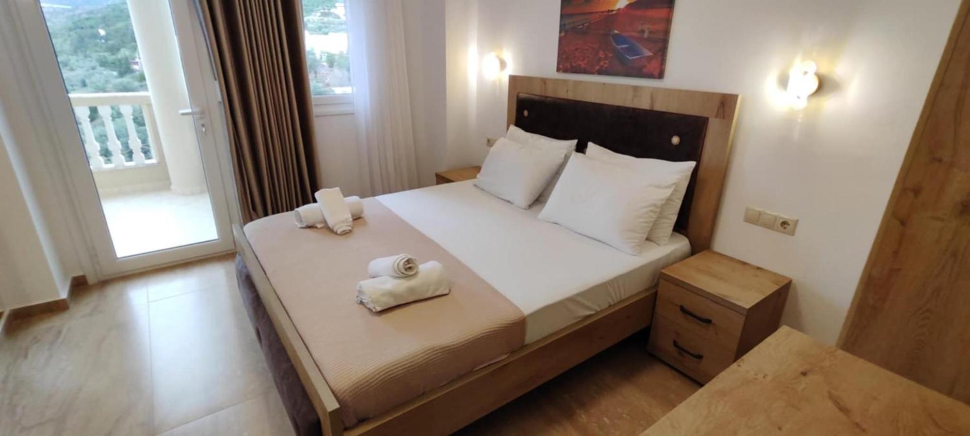 Spartila Apartments Dhermi Phòng bức ảnh