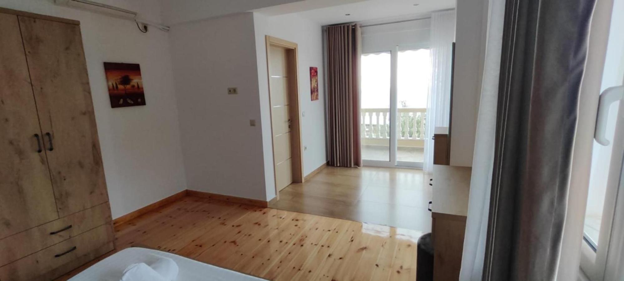 Spartila Apartments Dhermi Phòng bức ảnh